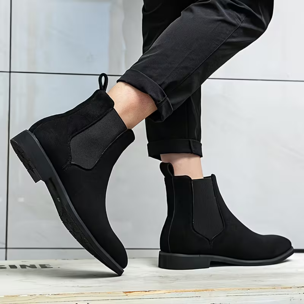 Men’s Black Chelsea Boots – Matte Finish