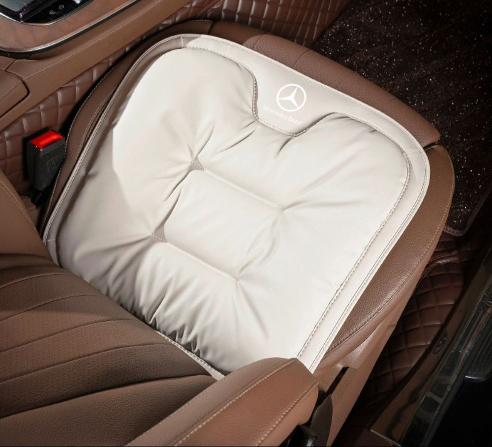 Side profile of the Velario car cushion highlighting lumbar support and pressure relief design.
