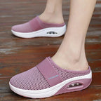 OrthoAir anatomical sole design relieving pressure on heel and arch